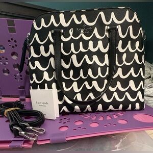 Kate Spade Black and White Crossbody Bag excellent condition